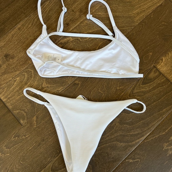 Full Tilt Ribbed Bikini Set - Picture 4 of 4